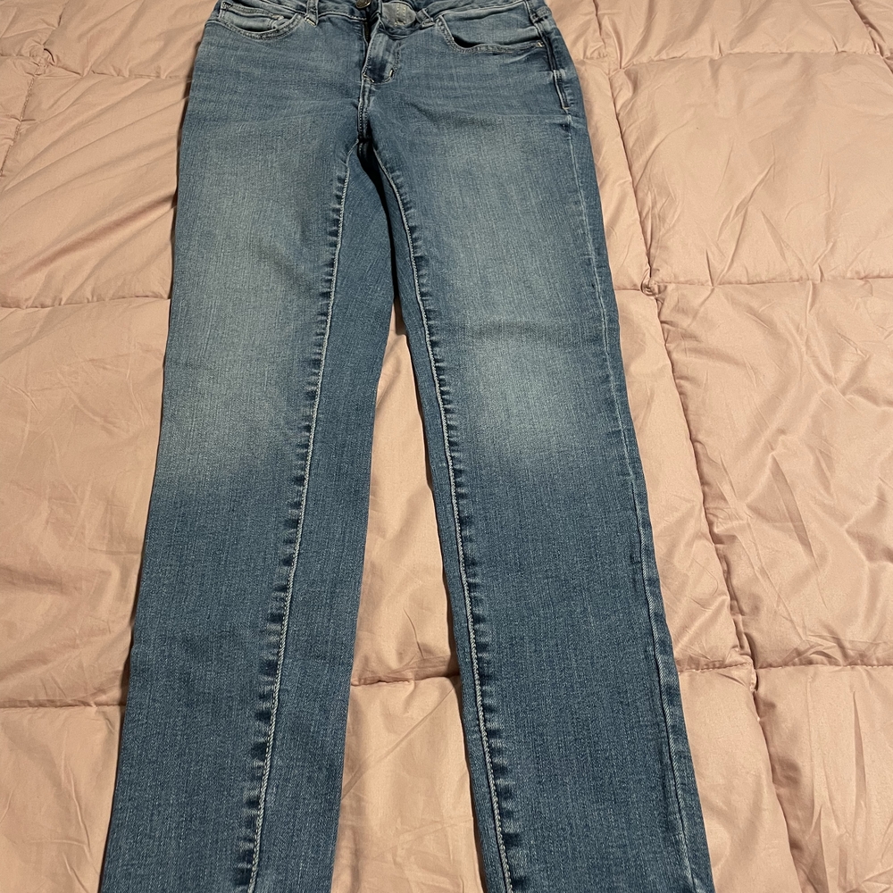 Arizona Jean Company Women's High Rise Jeans in Classic Blue